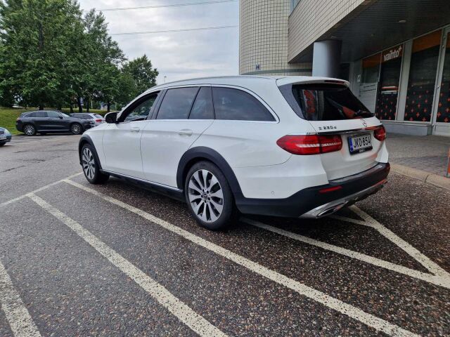 Mercedes-Benz E 2017 220 d 4Matic T A All-Terrain / Koukku / Navi / Muistipenkit / Multibeam / 360 kamera