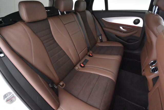 Mercedes-Benz E 2017 220 d 4Matic T A All-Terrain / Koukku / Navi / Muistipenkit / Multibeam / 360 kamera