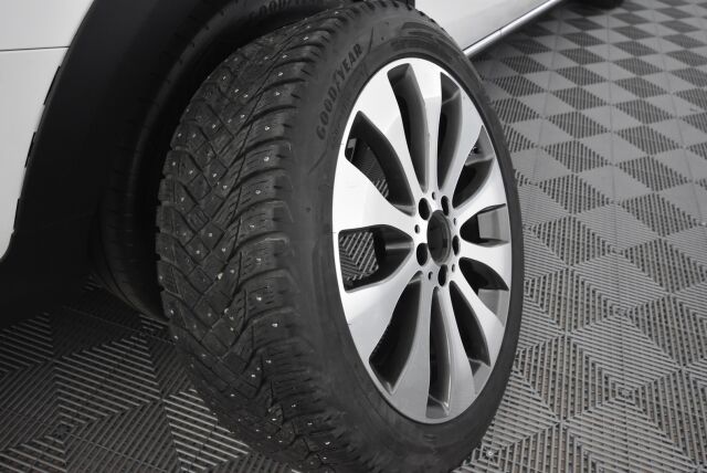 Mercedes-Benz E 2017 220 d 4Matic T A All-Terrain / Koukku / Navi / Muistipenkit / Multibeam / 360 kamera