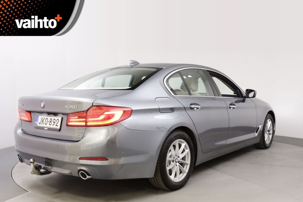 BMW 530 2017 G30 530i A xDrive Business Comfort / HUD / Koukku / Driving Assistant Plus / Pro navi / Hifit / 1 om Suomi auto / Kamera