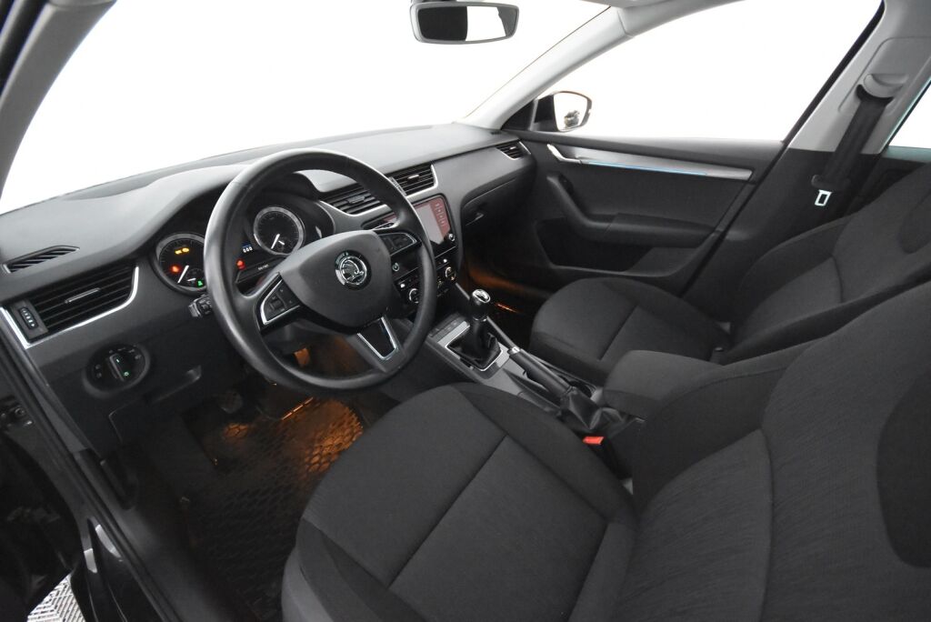 Skoda Octavia 2017 Combi 1,4 TSI G-TEC Style / Facelift / LED / Kamera / Tutkat / KeylessGo / Suomiauto