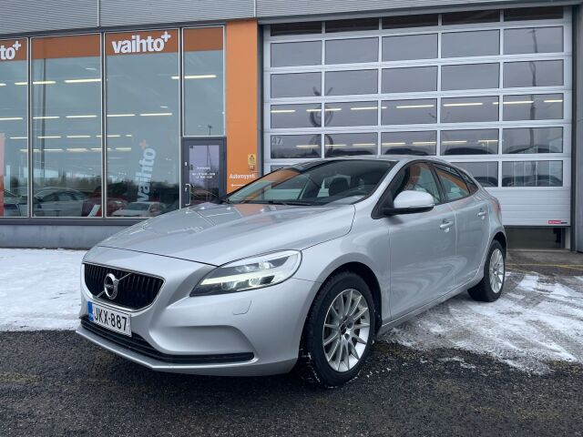 Volvo V40 2018