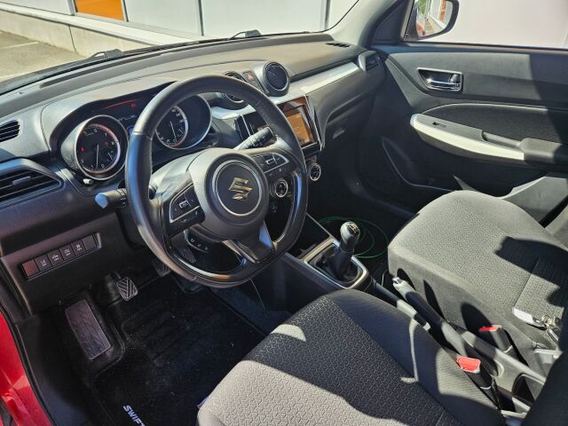 Suzuki Swift 2018 1,2 DUALJET 4WD GLX 5MT HYBRID / Adaptiivinen vakkari / Kamera / Lohkolämmitin / Huoltokirja /