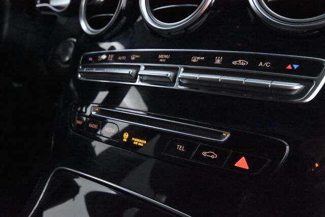 Mercedes-Benz GLC 2018 250 4Matic A Suomi Edition / 360 kamera/AMG-Sisäpaketti