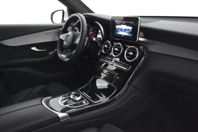 Mercedes-Benz GLC 2018 250 4Matic A Suomi Edition / 360 kamera/AMG-Sisäpaketti