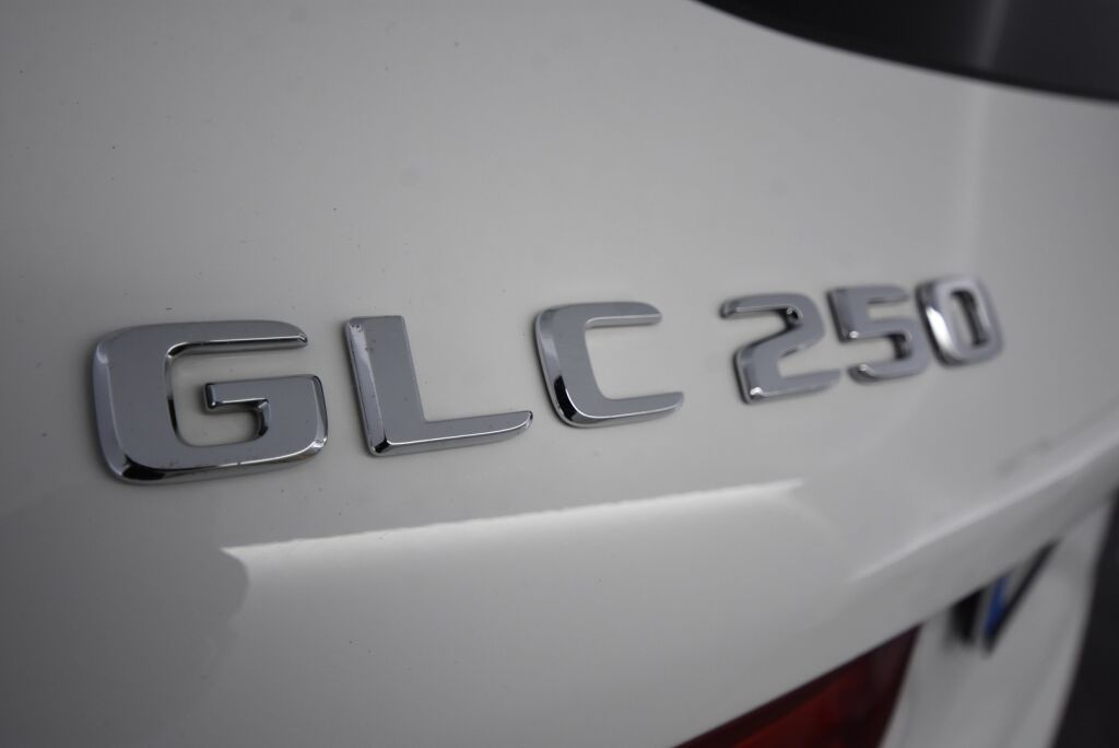 Mercedes-Benz GLC 2018 250 4Matic A Suomi Edition / 360 kamera/AMG-Sisäpaketti