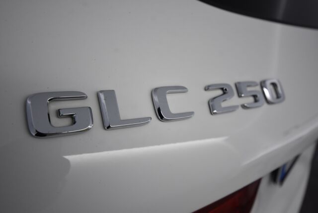 Mercedes-Benz GLC 2018 250 4Matic A Suomi Edition / 360 kamera/AMG-Sisäpaketti