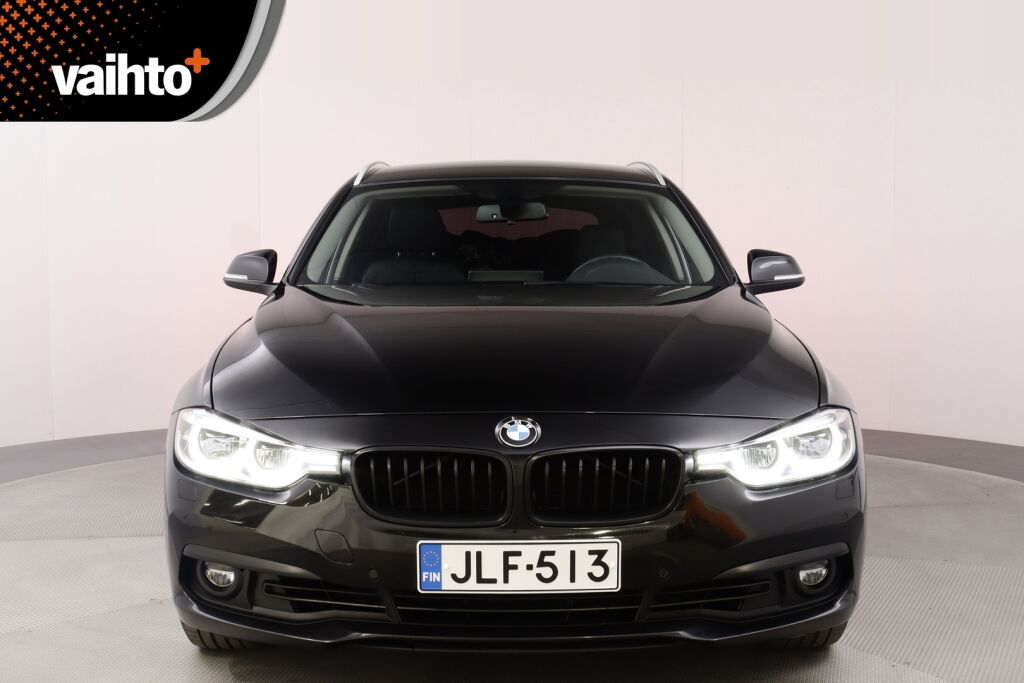 BMW 320 2019 F31 Touring 320i A xDrive Business Exclusive / Webasto / Koukku / Sporttipenkti / Nahkasisusta / Black Panel / Pro navi