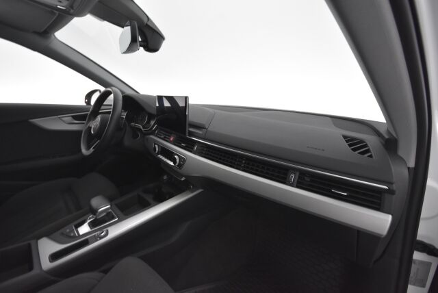 Audi A4 2019 Avant Business Advanced 40 TFSI 140 kW MHEV S tronic / Webasto / Koukku / Suomi-auto / LED valot