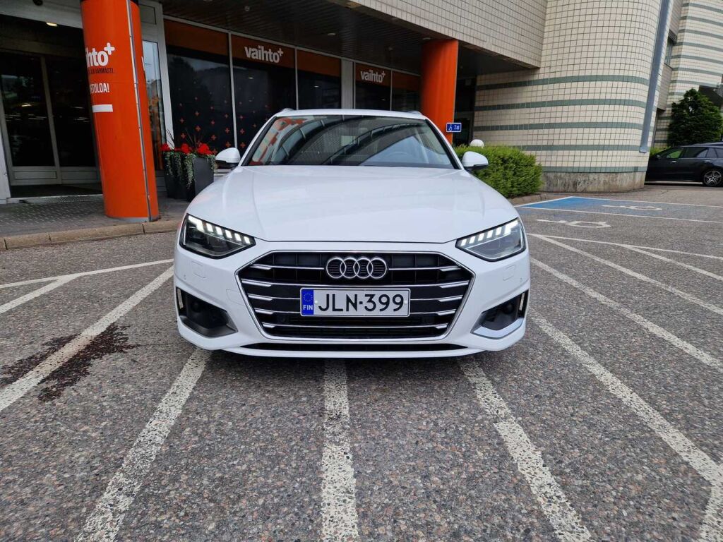 Audi A4 2019 Avant Business Advanced 40 TFSI 140 kW MHEV S tronic / Webasto / Koukku / Suomi-auto / LED valot
