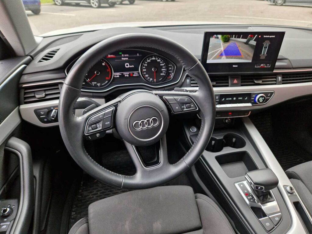 Audi A4 2019 Avant Business Advanced 40 TFSI 140 kW MHEV S tronic / Webasto / Koukku / Suomi-auto / LED valot
