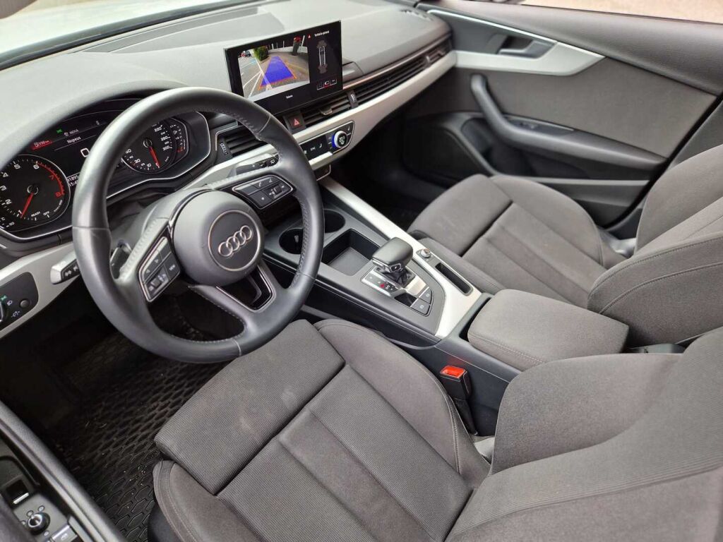 Audi A4 2019 Avant Business Advanced 40 TFSI 140 kW MHEV S tronic / Webasto / Koukku / Suomi-auto / LED valot