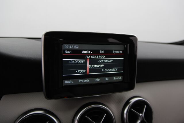 Mercedes-Benz A 2014 200 BE A / Urban-paketti / Navi / Xenon / Tutkat