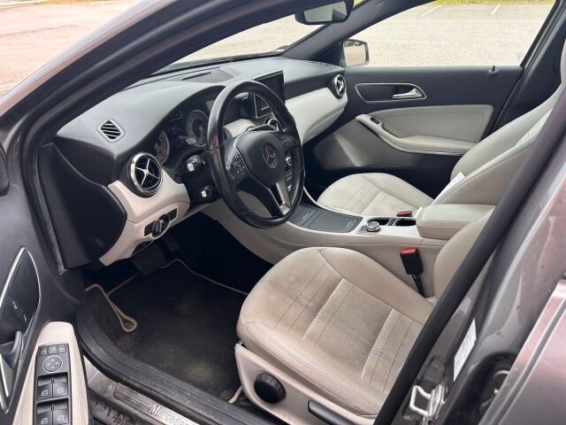 Mercedes-Benz A 2014 200 BE A / Urban-paketti / Navi / Xenon / Tutkat