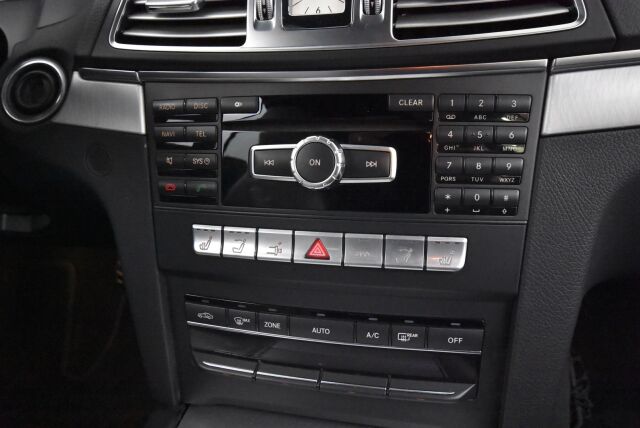 Mercedes-Benz E 2013 250 BE Cabriolet A / ILS / Harman Kardon / Nahkasisusta / Airscarf / Juuri huollettu