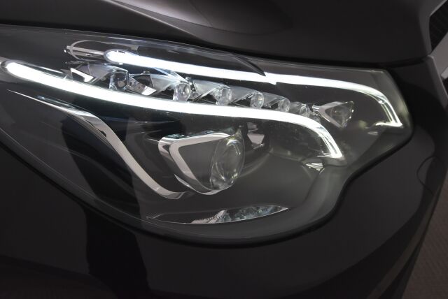 Mercedes-Benz E 2013 250 BE Cabriolet A / ILS / Harman Kardon / Nahkasisusta / Airscarf / Juuri huollettu