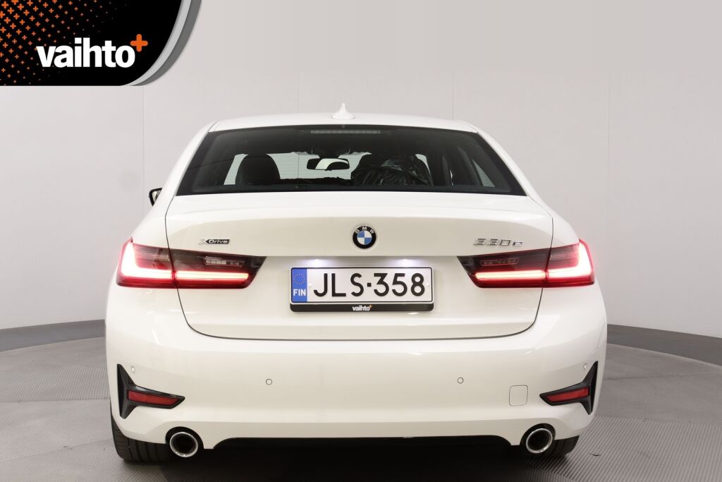 BMW 330 2021 G20 Sedan 330e xDrive A Charged Edition Sport / Adapt. vakkari / Navigointi / M-sport ratti lämmityksellä /