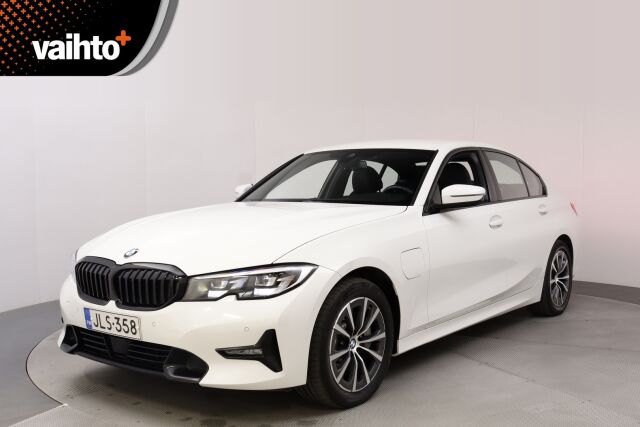BMW 330 2021