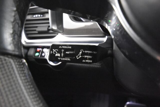 Porsche Panamera 2017 4 E-Hybrid PDK SportDesign / Nelipyöräohjaus / Alcantara katto / Sportputkisto / Matrix LED / 14-suunt. istuimet / Carbon paketti - RAHOITUS TÄHÄN AUTOON VAIN 3.99% - 