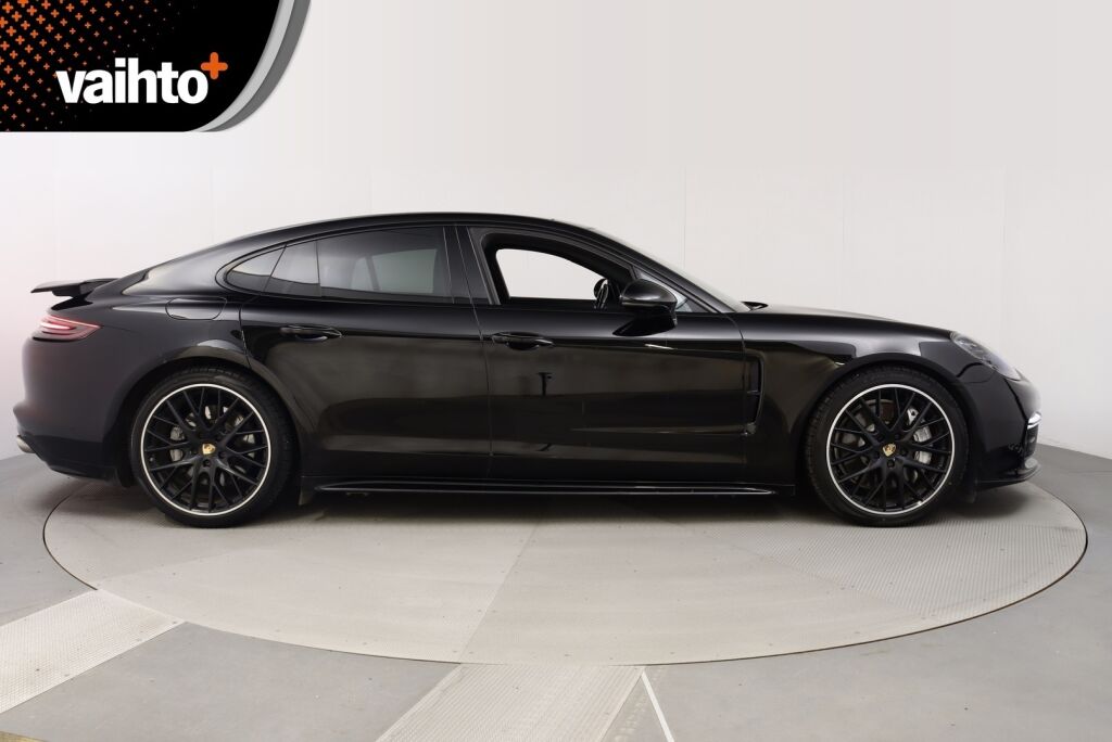Porsche Panamera 2017 4 E-Hybrid PDK SportDesign / Nelipyöräohjaus / Alcantara katto / Sportputkisto / Matrix LED / 14-suunt. istuimet / Carbon paketti - RAHOITUS TÄHÄN AUTOON VAIN 3.99% - 