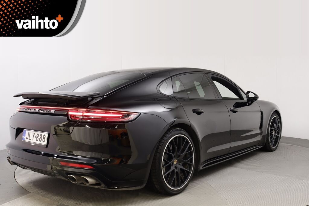 Porsche Panamera 2017 4 E-Hybrid PDK SportDesign / Nelipyöräohjaus / Alcantara katto / Sportputkisto / Matrix LED / 14-suunt. istuimet / Carbon paketti - RAHOITUS TÄHÄN AUTOON VAIN 3.99% - 