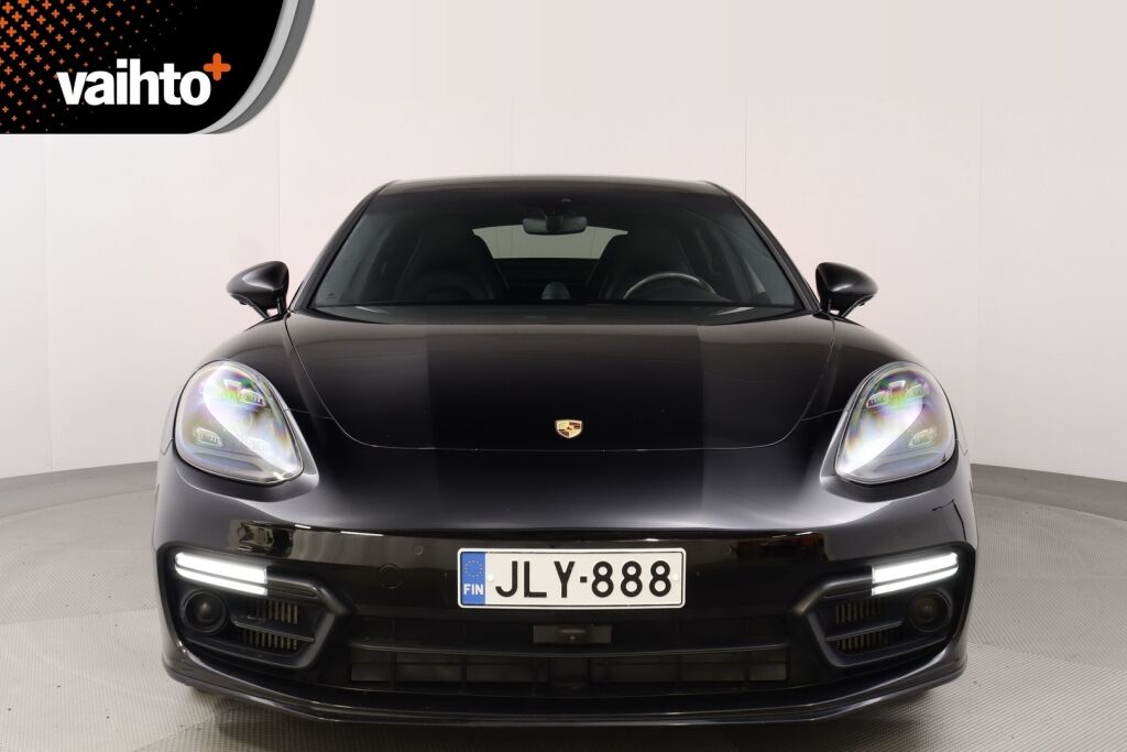 Porsche Panamera 2017 4 E-Hybrid PDK SportDesign / Nelipyöräohjaus / Alcantara katto / Sportputkisto / Matrix LED / 14-suunt. istuimet / Carbon paketti - RAHOITUS TÄHÄN AUTOON VAIN 3.99% - 