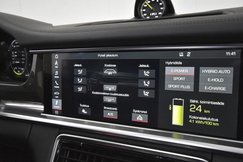 Porsche Panamera 2017 4 E-Hybrid PDK SportDesign / Nelipyöräohjaus / Alcantara katto / Sportputkisto / Matrix LED / 14-suunt. istuimet / Carbon paketti - RAHOITUS TÄHÄN AUTOON VAIN 3.99% - 
