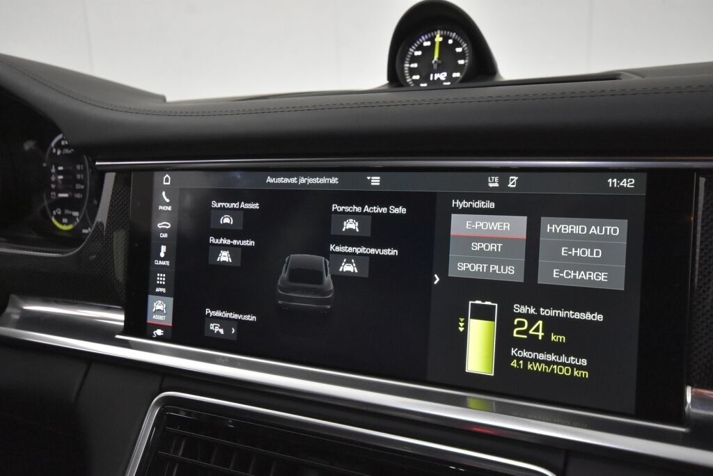 Porsche Panamera 2017 4 E-Hybrid PDK SportDesign / Nelipyöräohjaus / Alcantara katto / Sportputkisto / Matrix LED / 14-suunt. istuimet / Carbon paketti - RAHOITUS TÄHÄN AUTOON VAIN 3.99% - 