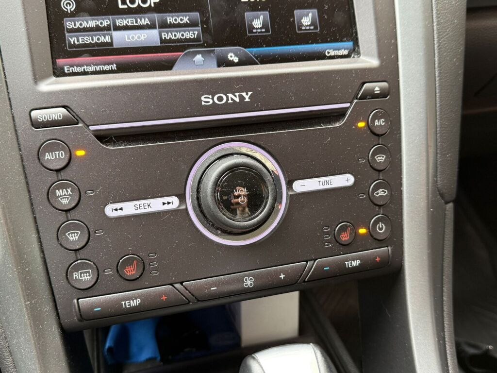 Ford Mondeo 2016 2,0 TDCi 150hv PowerShift Titanium Wagon / Led-valot / Keyless / ACC / Kaistavahti