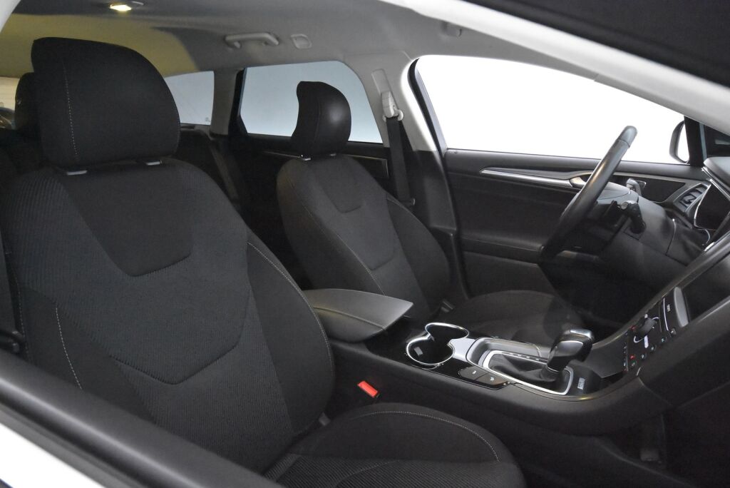 Ford Mondeo 2016 2,0 TDCi 150hv PowerShift Titanium Wagon / Led-valot / Keyless / ACC / Kaistavahti