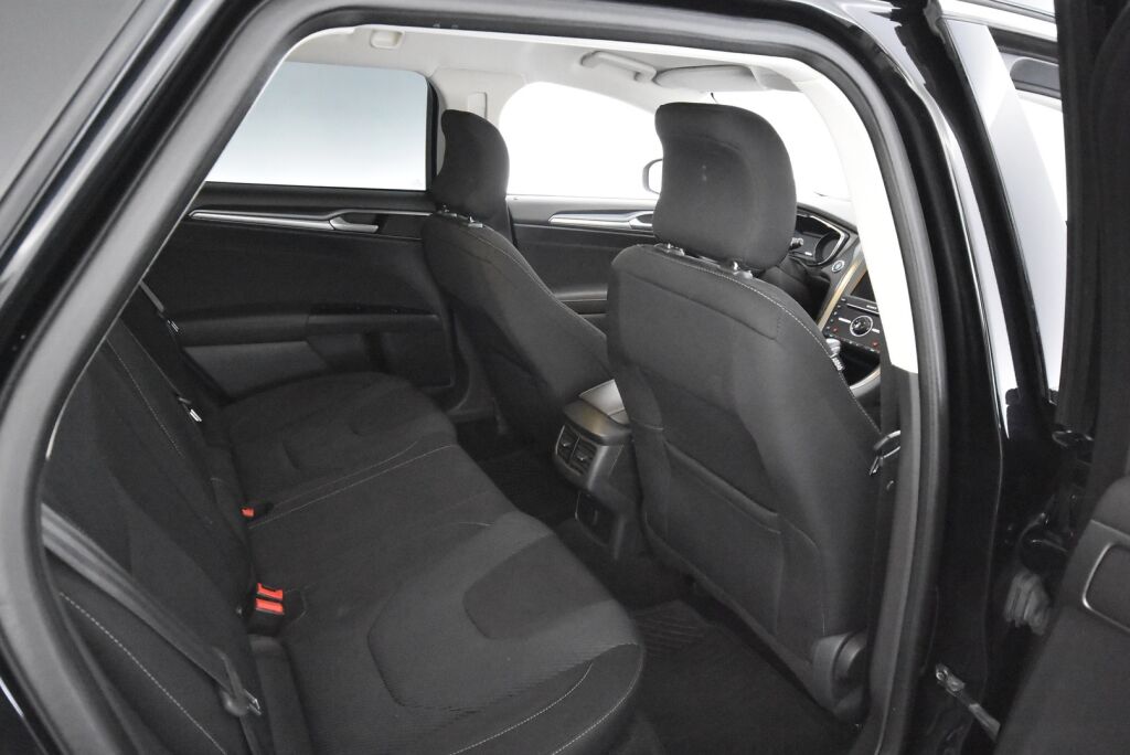 Ford Mondeo 2016 2,0 TDCi 150hv PowerShift Titanium Wagon / Led-valot / Keyless / ACC / Kaistavahti