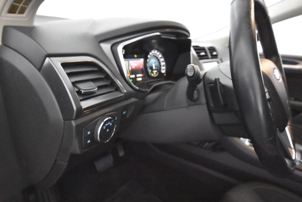 Ford Mondeo 2016 2,0 TDCi 150hv PowerShift Titanium Wagon / Led-valot / Keyless / ACC / Kaistavahti