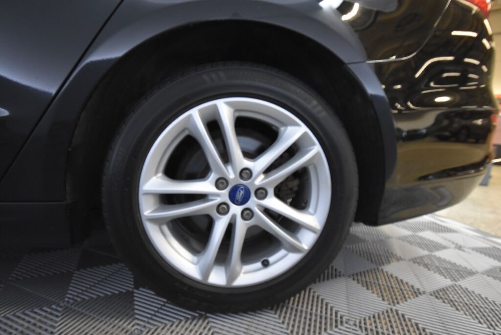 Ford Mondeo 2016 2,0 TDCi 150hv PowerShift Titanium Wagon / Led-valot / Keyless / ACC / Kaistavahti