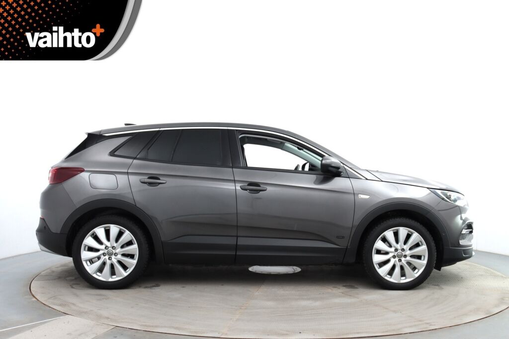 Opel Grandland X 2019 PHEV Innovation Plus 300 Turbo A8 AWD / LED / Kessy / BLIS / Navi / P.tutkat / Koukku / - RAHOITUS TÄHÄN AUTOON VAIN 3.99% - 