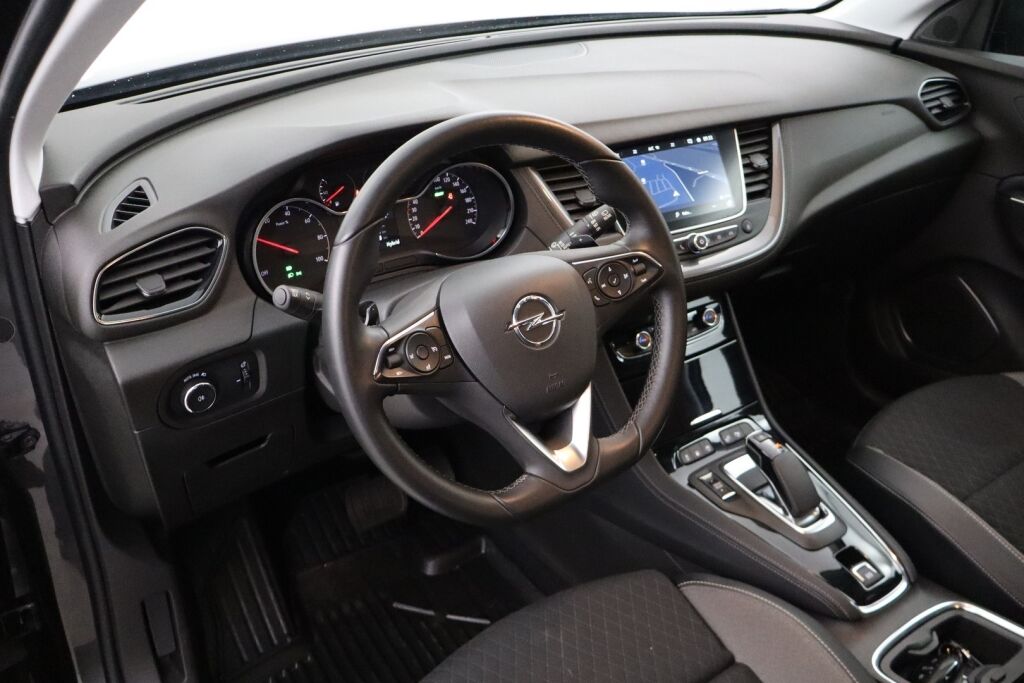 Opel Grandland X 2019 PHEV Innovation Plus 300 Turbo A8 AWD / LED / Kessy / BLIS / Navi / P.tutkat / Koukku / - RAHOITUS TÄHÄN AUTOON VAIN 3.99% - 