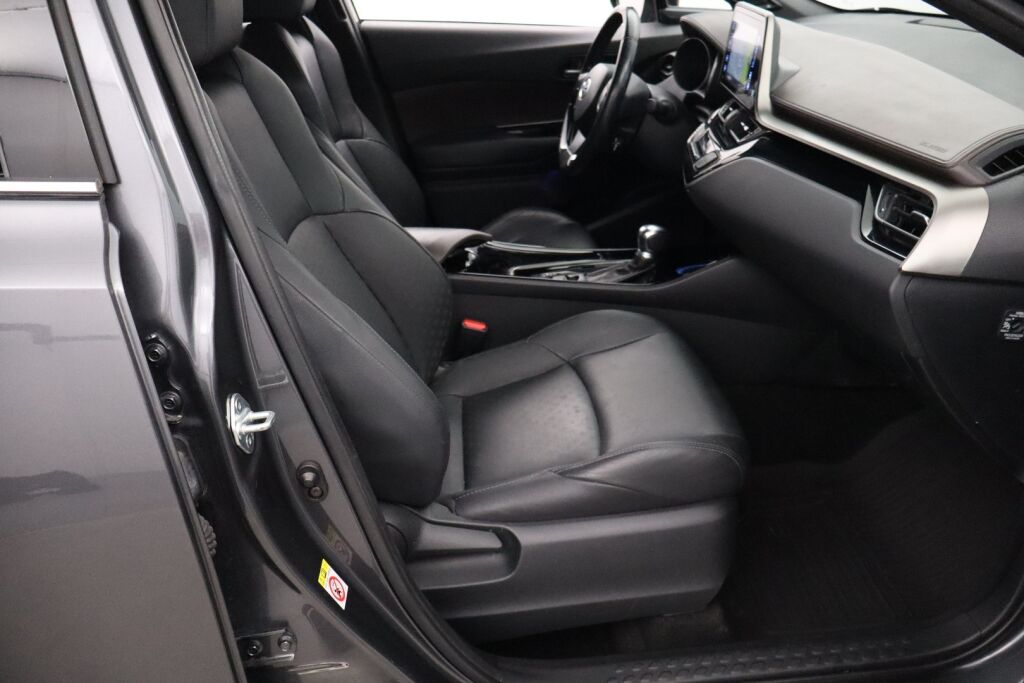 Toyota C-HR 2018 1,8 Hybrid Premium/Plus paketti/Adap.vakkari/Navi