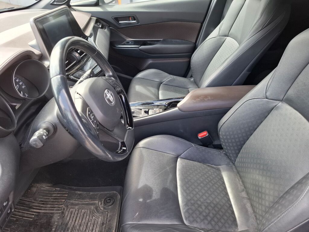 Toyota C-HR 2018 1,8 Hybrid Premium/Plus paketti/Adap.vakkari/Navi