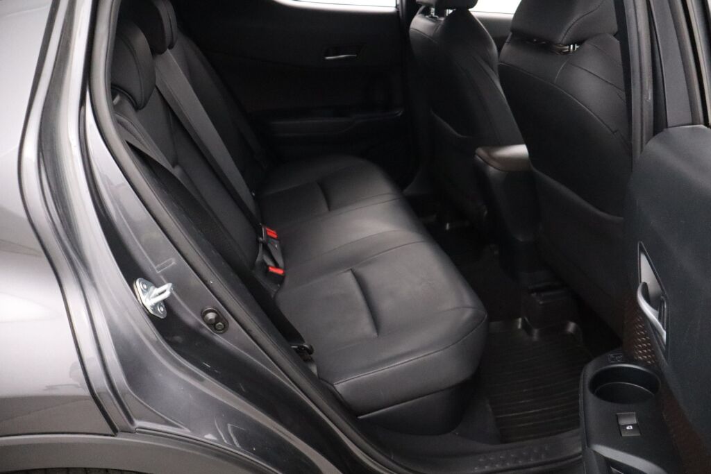 Toyota C-HR 2018 1,8 Hybrid Premium/Plus paketti/Adap.vakkari/Navi