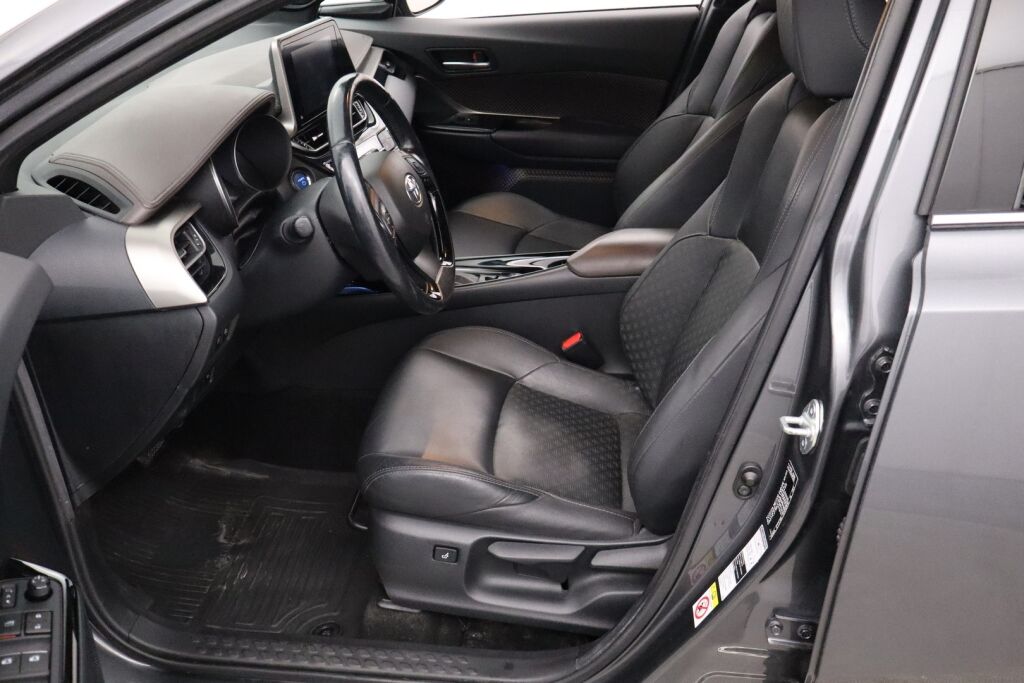 Toyota C-HR 2018 1,8 Hybrid Premium/Plus paketti/Adap.vakkari/Navi