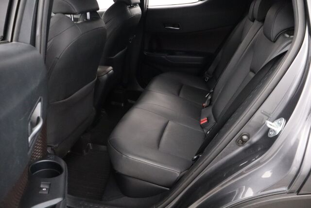 Toyota C-HR 2018 1,8 Hybrid Premium/Plus paketti/Adap.vakkari/Navi