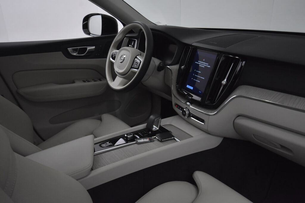 Volvo XC60 2022 T8 AWD Long Range High Performance Plus Bright aut / Panoraama / Harman & Kardon / Suomiauto / Ilma-alusta / Vetokoukku
