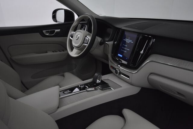 Volvo XC60 2022 T8 AWD Long Range High Performance Plus Bright aut / Panoraama / Harman & Kardon / Suomiauto / Ilma-alusta / Vetokoukku