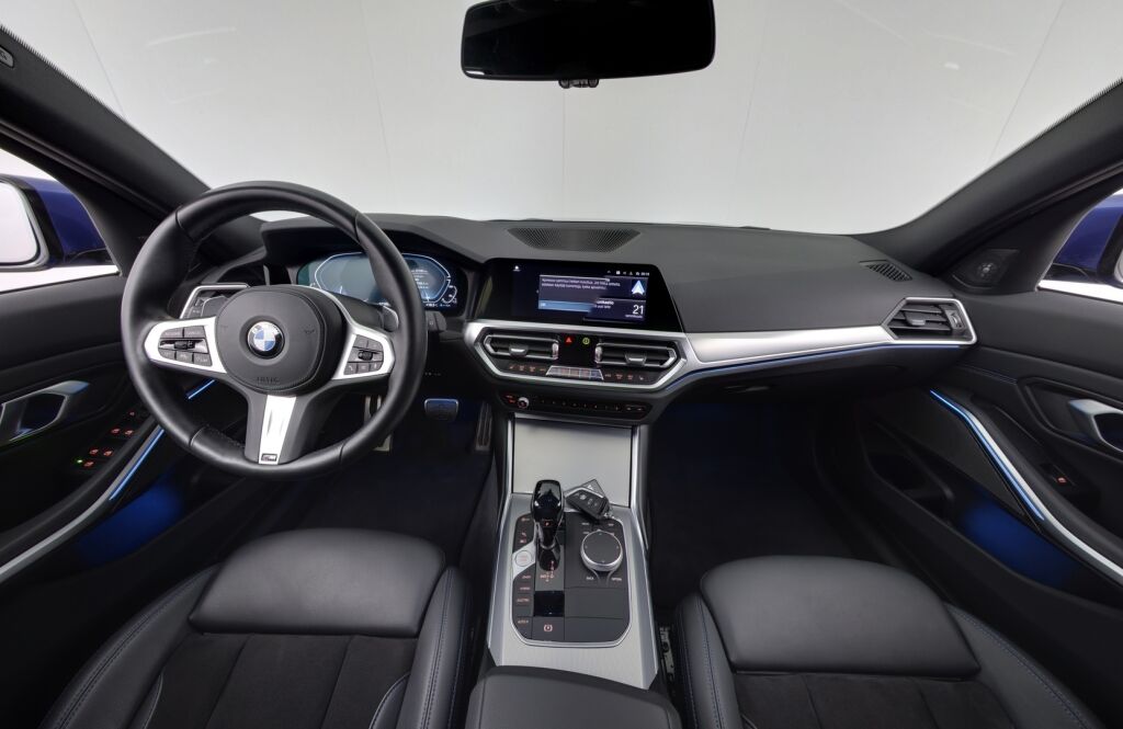 BMW 330 2021 G21 Touring 330e xDrive A Charged Edition M Sport / Laser valot / HUD / ACC / Harman&Kardon / Kamera / Comfort Access / - RAHOITUS TÄHÄN AUTOON VAIN 3.99% - 
