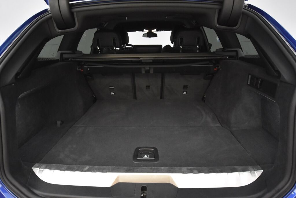 BMW 330 2021 G21 Touring 330e xDrive A Charged Edition M Sport / Laser valot / HUD / ACC / Harman&Kardon / Kamera / Comfort Access / - RAHOITUS TÄHÄN AUTOON VAIN 3.99% - 