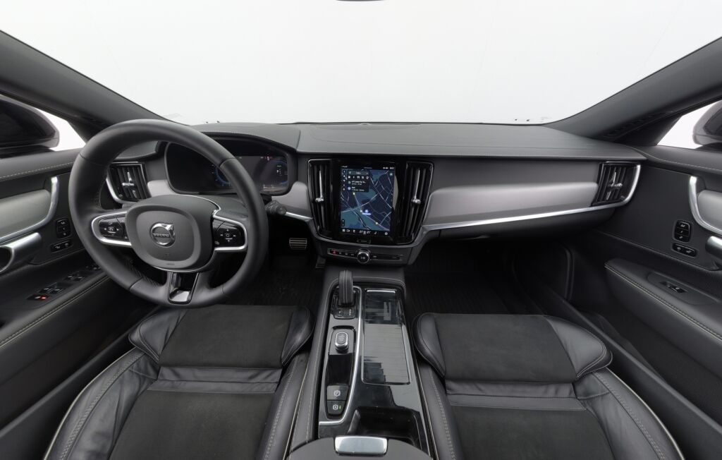 Volvo V90 2022 T6 AWD Long Range R-Design aut / Adapt.Vakkari / BLIS / Keyless Go / P.Kamera / Navi /