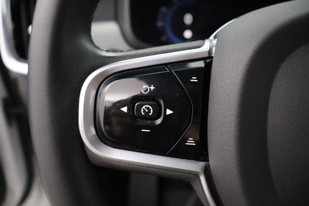 Volvo V90 2022 T6 AWD Long Range R-Design aut / Adapt.Vakkari / BLIS / Keyless Go / P.Kamera / Navi /