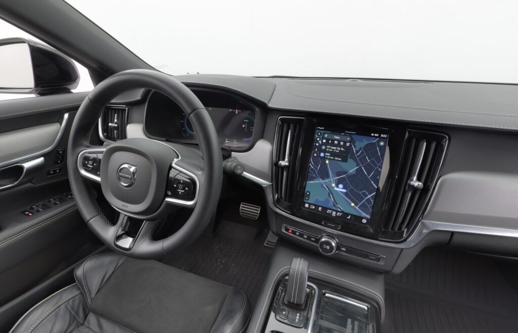 Volvo V90 2022 T6 AWD Long Range R-Design aut / Adapt.Vakkari / BLIS / Keyless Go / P.Kamera / Navi /