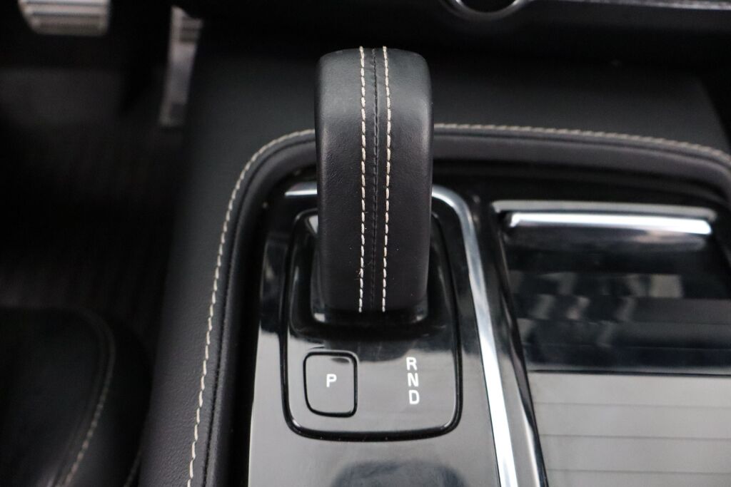 Volvo V90 2022 T6 AWD Long Range R-Design aut / Adapt.Vakkari / BLIS / Keyless Go / P.Kamera / Navi /