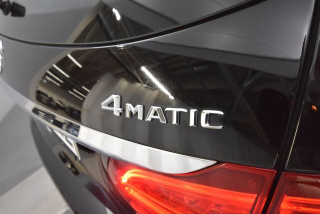 Mercedes-Benz C 2016 200 T 4Matic 30 Years Edition / Webasto / Vetokoukku / Led-ajovalot