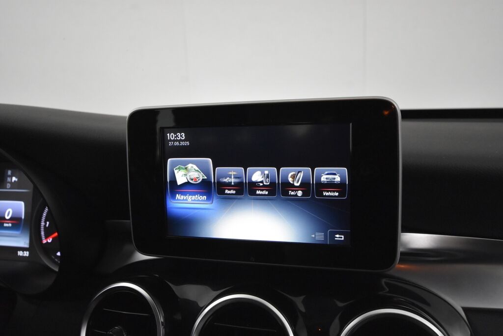 Mercedes-Benz C 2016 200 T 4Matic 30 Years Edition / Webasto / Vetokoukku / Led-ajovalot